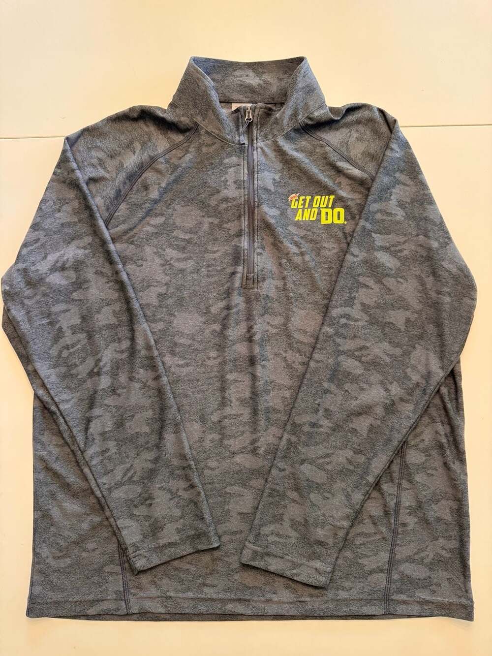 Storm Creek Men's Mountain Dew 'Get Out And Do' Camo Performance Quarter-Zip Pul